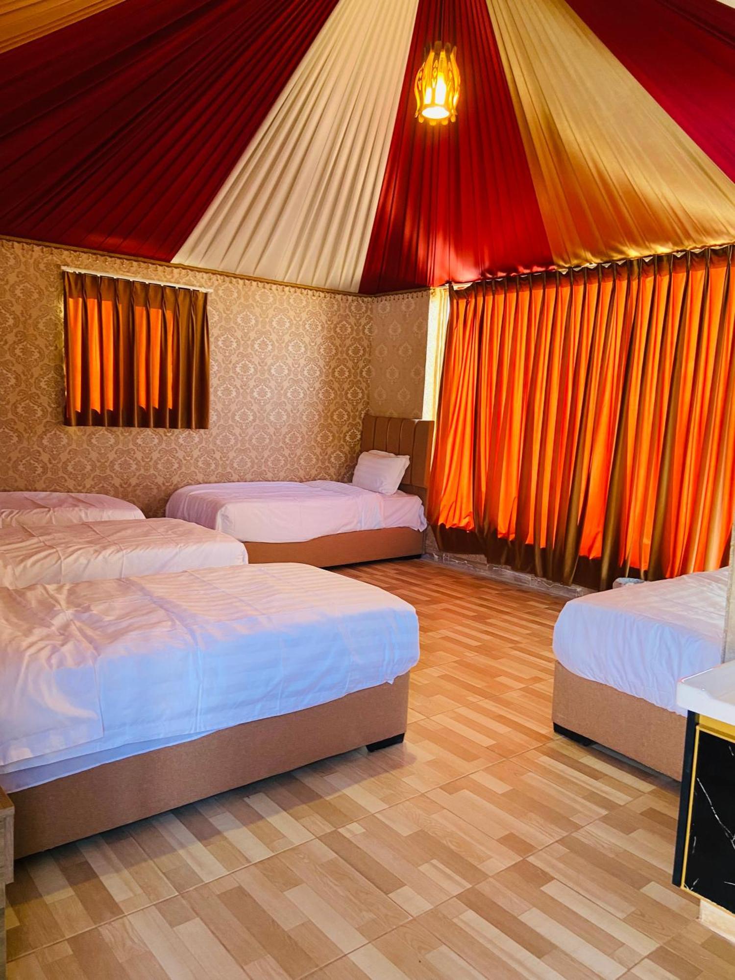Faisal Wadi Rum Camp Buitenkant foto